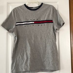 Tommy Hilfiger men’s medium t shirt